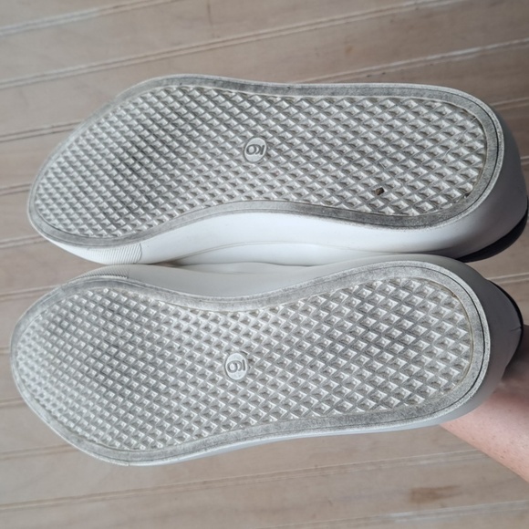 A New Day Faux Leather Elongating Slip On Cushion Insole Stylish Shoes - Picture 6 of 9